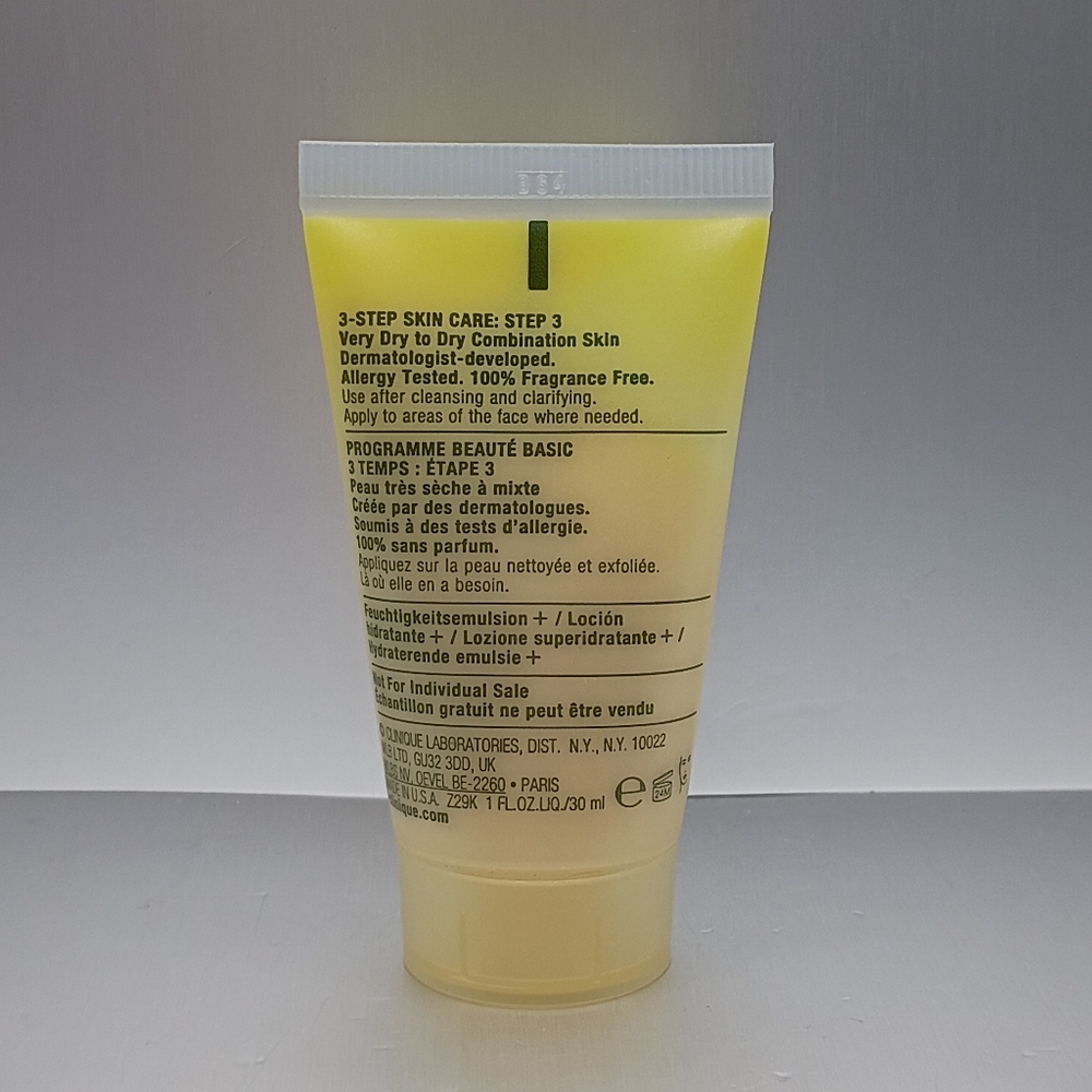 5 For $25 Item🌸 Clinique Dramatically Different Moisturizing Lotion+ - Picture 2 of 2